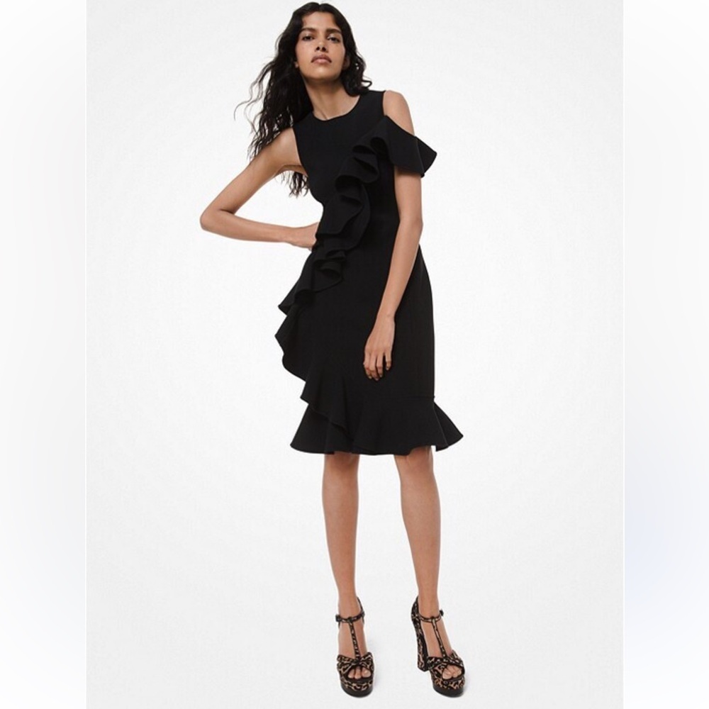 Michael Kors Collection - Fall 2019 - Elegant Black Ruffle Dress - NWOT - size 6